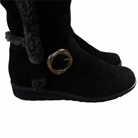 Stuart Weitzman Black Tall Sherpa Side Zipper Winter Boots - Picture 2 of 13